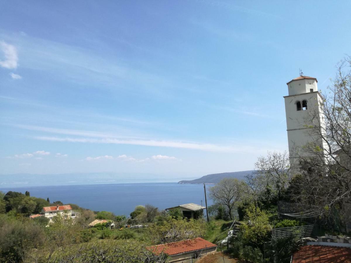 Apartments Villa Ina Brseč Buitenkant foto